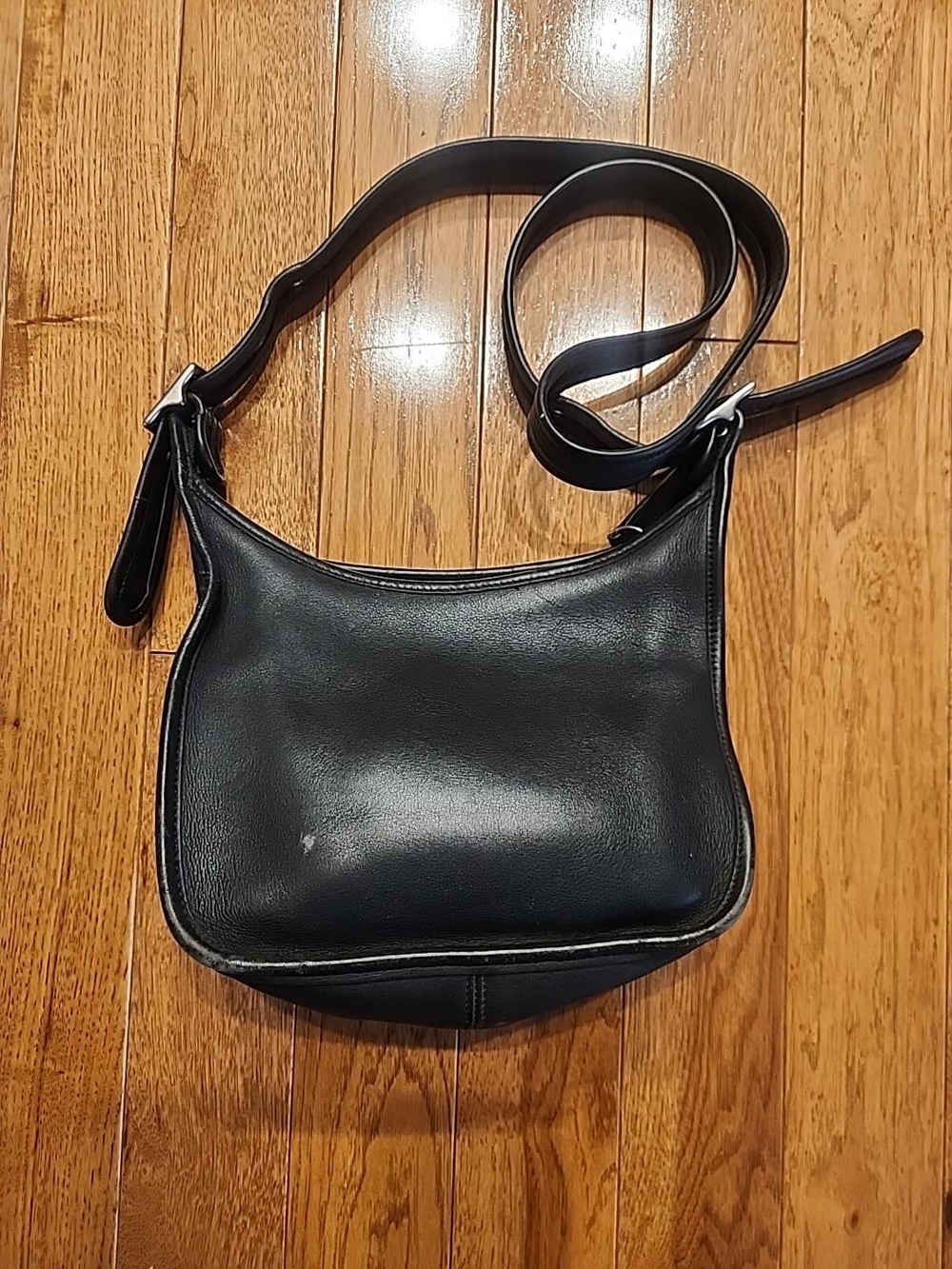 Coach Janice’s Legacy 9950 Black Leather Shoulder Bag
